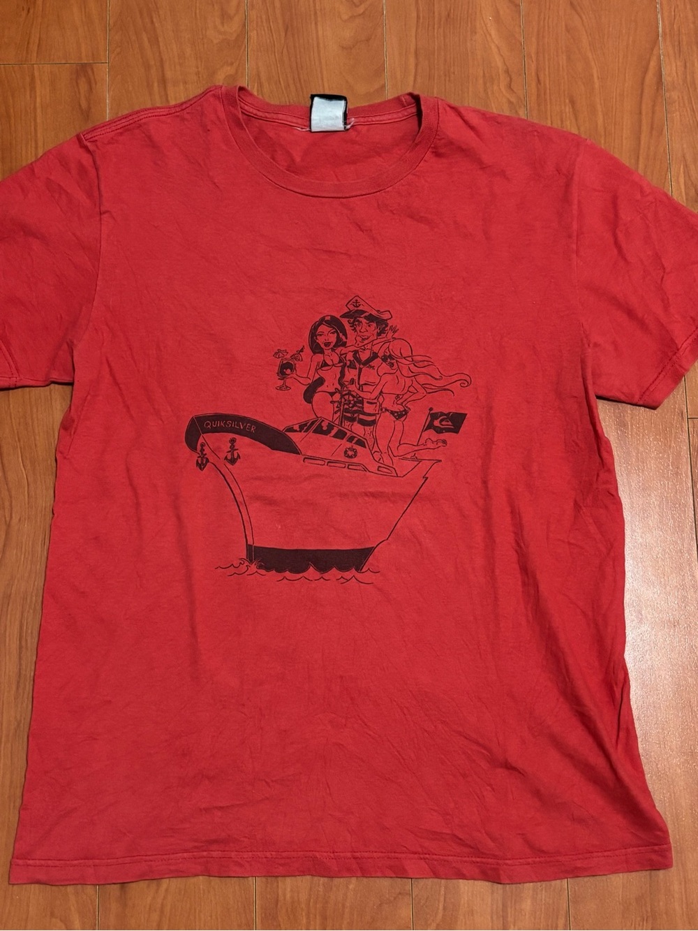 Vintage Quiksilver Boat Captain Tshirt - Size Medium
